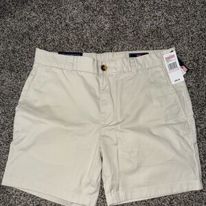 NWT Vineyard Vines men’s shorts.  Size 32 light khaki color.